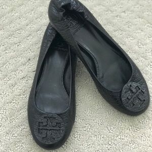 EUC - Tory Burch Reva Tumbled Leather Black Flats7
